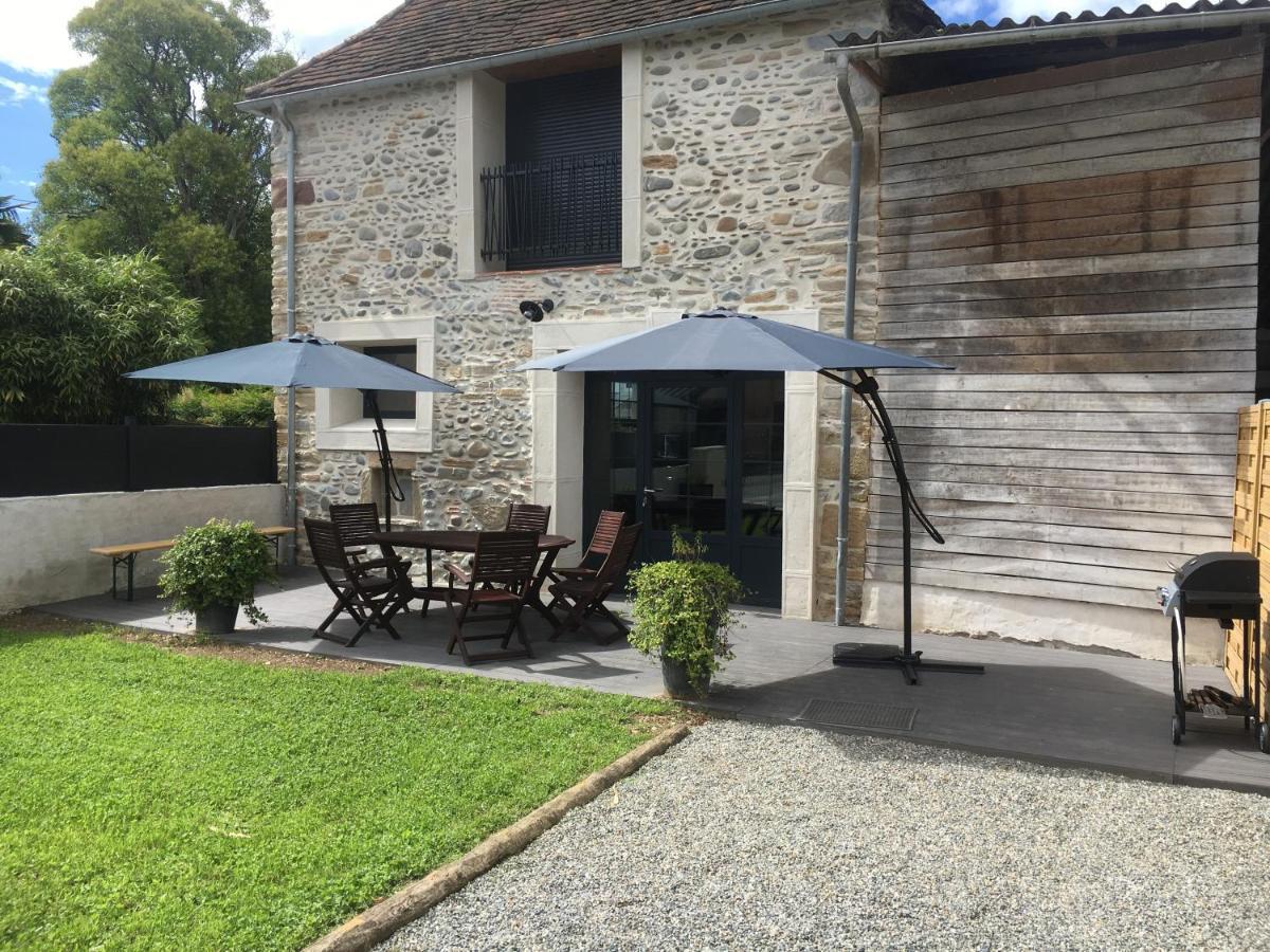 Gite Petitou Jasses Exterior foto
